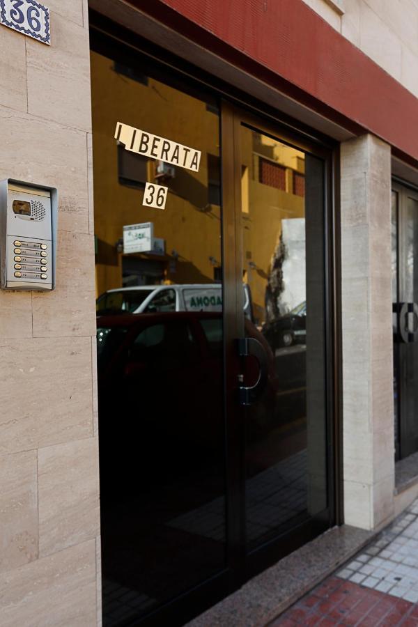 Apartamento Frente Al Puerto De Candelaria A 20 Metros De La Playa. מראה חיצוני תמונה
